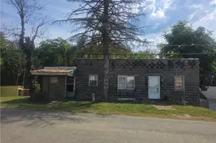 359 Ewing St, Meadowlands, PA 15347 - Photo 1