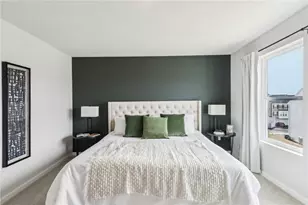 179 Sweetwater Dr, Moon/Crescent Twp, PA 15108 - Photo 15