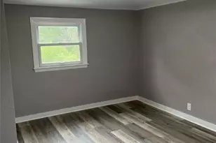 3309 Woodvue Dr, Pittsburgh, PA 15227 - Photo 9