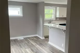 3309 Woodvue Dr, Pittsburgh, PA 15227 - Photo 5