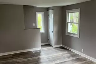 3309 Woodvue Dr, Pittsburgh, PA 15227 - Photo 3