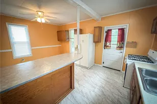 126 W Boyd Ave, Butler, PA 16001 - Photo 15