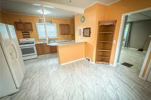 126 W Boyd Ave, Butler, PA 16001 - Photo 11