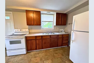 704 S Center Street, Grove City Boro, PA 16127 - Photo 13