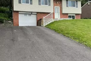 241 Willow Dr, Monroeville, PA 15146 - Photo 1