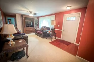 829 Saxonburg Rd, Jefferson Township, PA 16002 - Photo 3