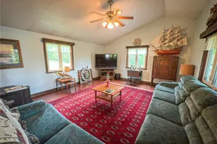 829 Saxonburg Rd, Jefferson Township, PA 16002 - Photo 17