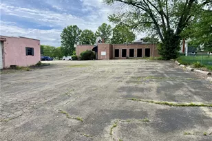 660 N Gallatin Ave, North Union Township, PA 15401 - Photo 11