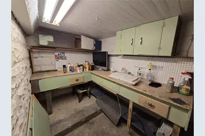 1505 Berkshire Ave, Pittsburgh, PA 15226 - Photo 11