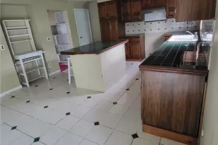 730 Chestnut St, New Castle, PA 16101 - Photo 7