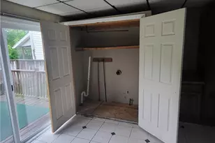 730 Chestnut St, New Castle, PA 16101 - Photo 9