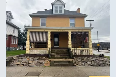 201 Thompson St, Latrobe, PA 15650 - Photo 1