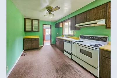 197 Coates Way, Fayette City, PA 15438 - Photo 9