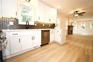 4 Brentwood Dr, Kennedy Township, PA 15136 - Photo 9