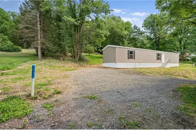 213 Main Hill Rd, Fairview Township, PA 16041 - Photo 25