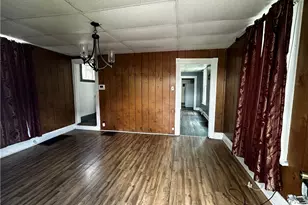 221 Friendship St, New Castle, PA 16101 - Photo 3