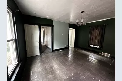 221 Friendship St, New Castle, PA 16101 - Photo 11