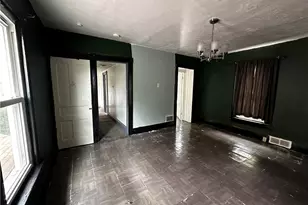 221 Friendship St, New Castle, PA 16101 - Photo 11