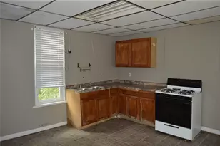 221 Friendship St, New Castle, PA 16101 - Photo 7