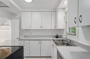 446 Olympia Rd, Pittsburgh, PA 15211 - Photo 11