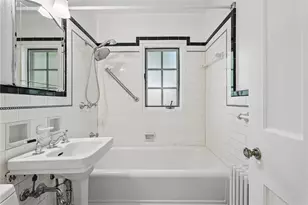 446 Olympia Rd, Pittsburgh, PA 15211 - Photo 15