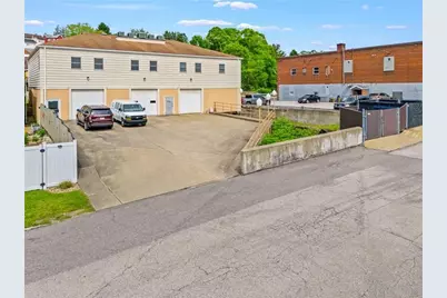 138 N McDonald St, McDonald, PA 15057 - Photo 7