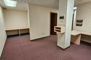 911 Ligonier St, Latrobe, PA 15650 - Photo 9