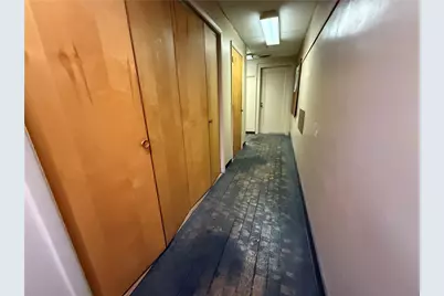 27 N Mercer St, New Castle, PA 16101 - Photo 27