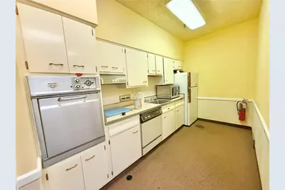 27 N Mercer St, New Castle, PA 16101 - Photo 23