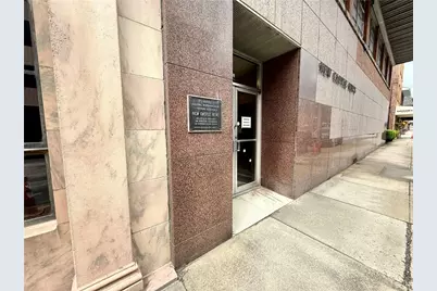 27 N Mercer St, New Castle, PA 16101 - Photo 5