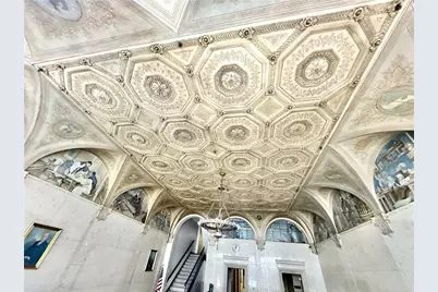 27 N Mercer St, New Castle, PA 16101 - Photo 11