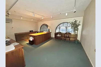 27 N Mercer St, New Castle, PA 16101 - Photo 15