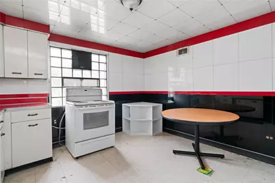 2021 Mount Troy Rd, Pittsburgh, PA 15212 - Photo 15