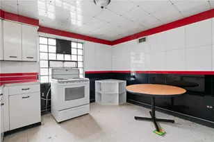 2021 Mt Troy Rd, Pittsburgh, PA 15212 - Photo 15