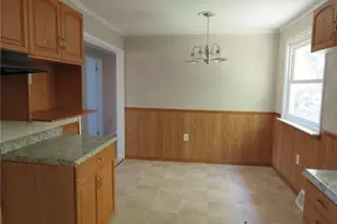 21 Daisytown Rd, W Pike Run Twp, PA 15427 - Photo 7