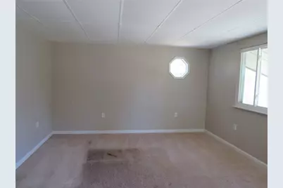 21 Daisytown Rd, W Pike Run Twp, PA 15427 - Photo 3