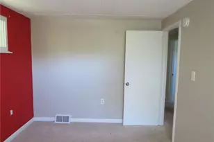 21 Daisytown Rd, W Pike Run Twp, PA 15427 - Photo 19