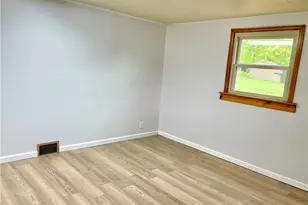 1339 Freeport Rd, Kittanning, PA 16201 - Photo 11