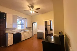 150 Euclid Ave, Sharon, PA 16146 - Photo 17