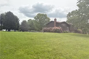 199 Lyon Ln, Lancaster Township, PA 16037 - Photo 3