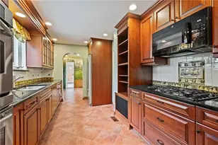 6820 Edgerton, Pittsburgh, PA 15208 - Photo 11