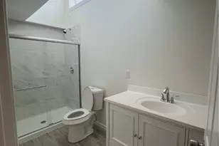 566 Merchant St, Ambridge, PA 15003 - Photo 3