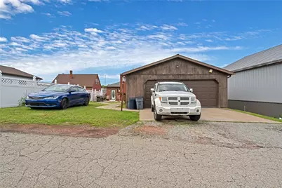 1007 High St, Luzerne Township, PA 15417 - Photo 5