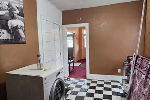 534 Broadway St, Nicholson Township, PA 15461 - Photo 11