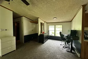 122 Arrowhead Rd, Allegheny Township, PA 16373 - Photo 5