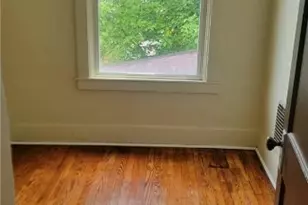 2722 Bethesda St, Pittsburgh, PA 15227 - Photo 11