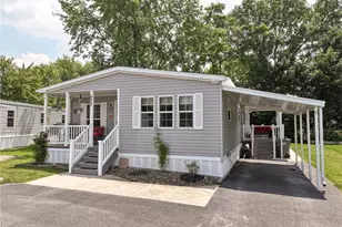 622 Country Vue Dr, Cranberry Township, PA 16066 - Photo 1