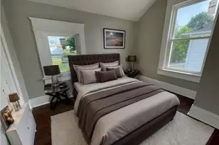 1049 Adams St, New Castle, PA 16101 - Photo 7