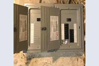 1124 Brabec St, Pittsburgh, PA 15212 - Photo 9