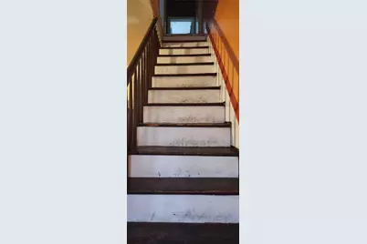 114 Seneca St, Pittsburgh, PA 15219 - Photo 9